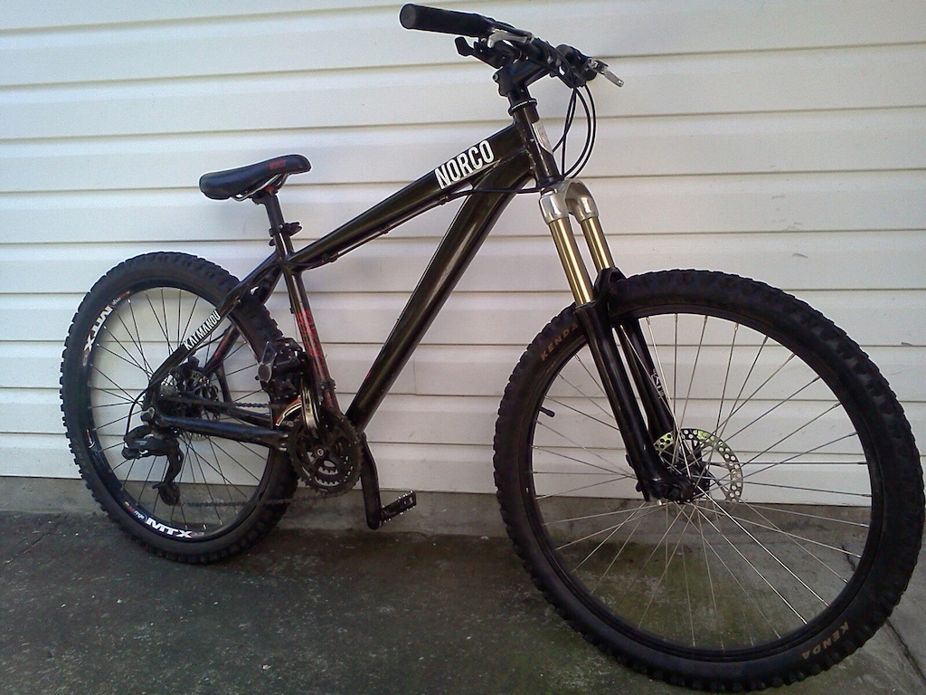 A shot of my 2010 Norco Katmandu, with Sun Ringle MTX33 rear reinforced rim, and Marzocchi DJ3 forks 3 3 3