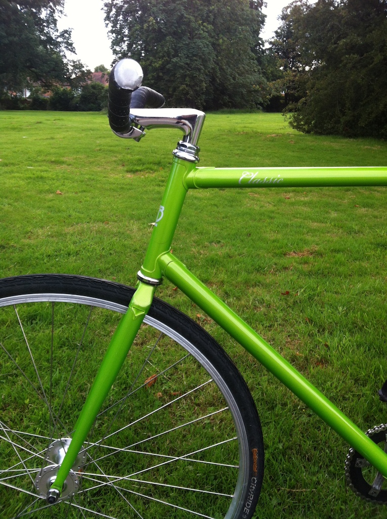 new frame set. Brick Lane Bikes Classic Track.

Fixie. Fixedgear.