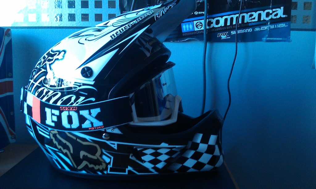 the new lid and goggles