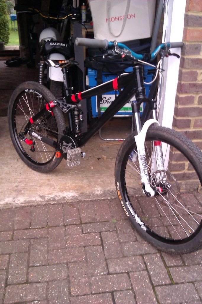 new(ish) full sus, literally does anything :) need new shocks next