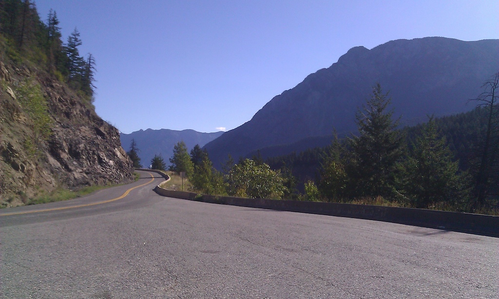 road from Whistler to Sun Peaks