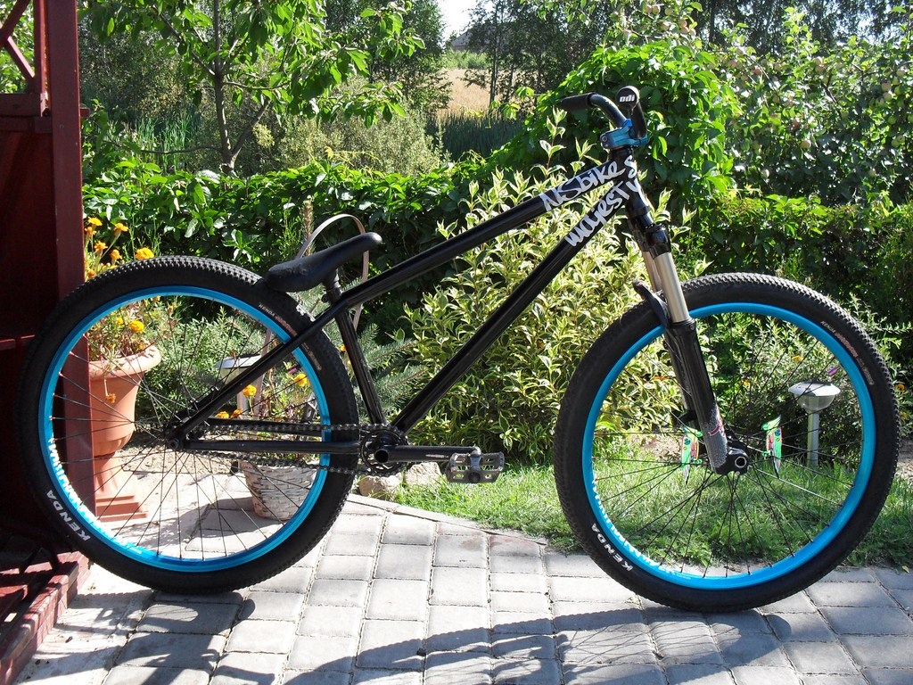 Ns Bike's Majesty 2010'+Manitou Circus Expert 100m 2011'