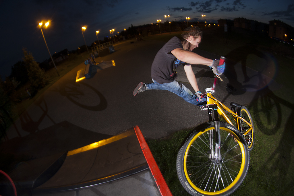 Out quater twhip