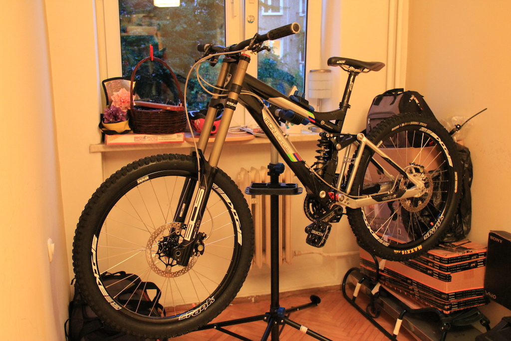 My toy is nearly finished. Just few parts to be changed and that's it :D. Soon better quality pictures.