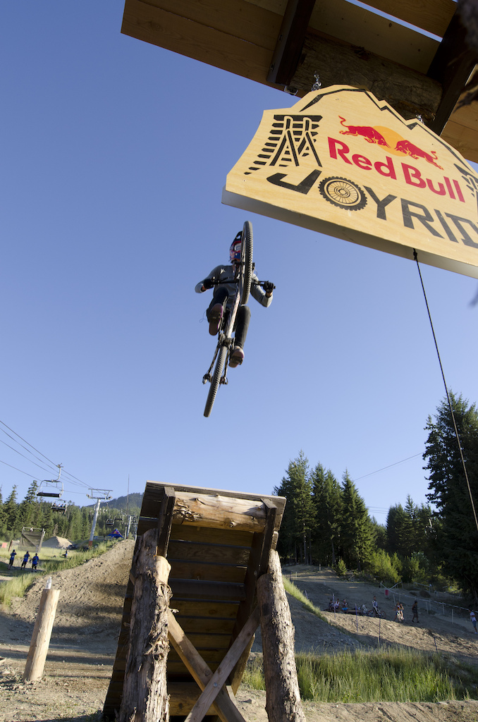 One of the first riders to hit the final step up onto the cabin for the Crankworx Slopestyle competition