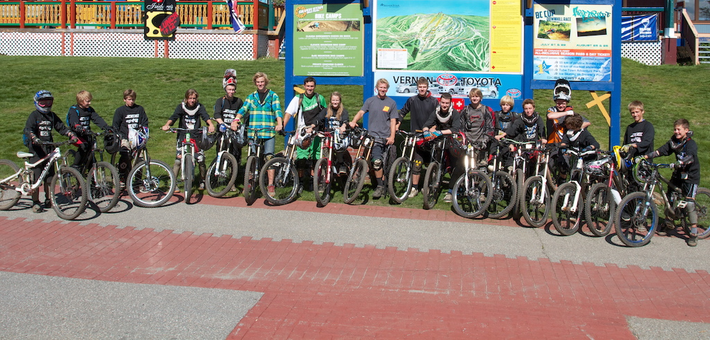 Group shot of the first Elevate Mtn Bike Camp.  Thanks to Zee, Dakine and Clif Bars for helping out!  See you next summer!