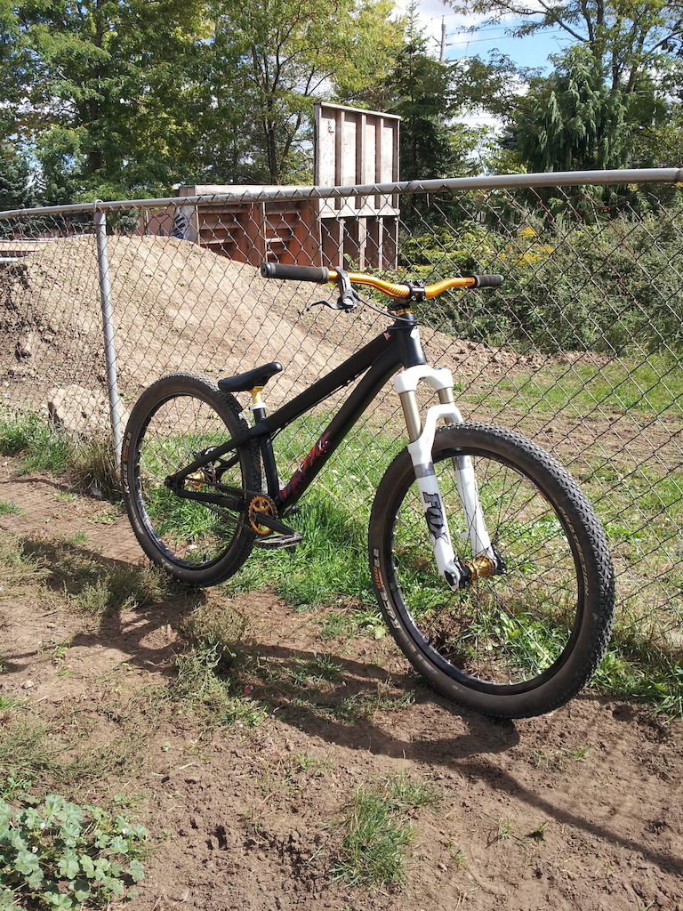 My new specialized p3 with a fox float 36, raceking tires, and a 140mm disk