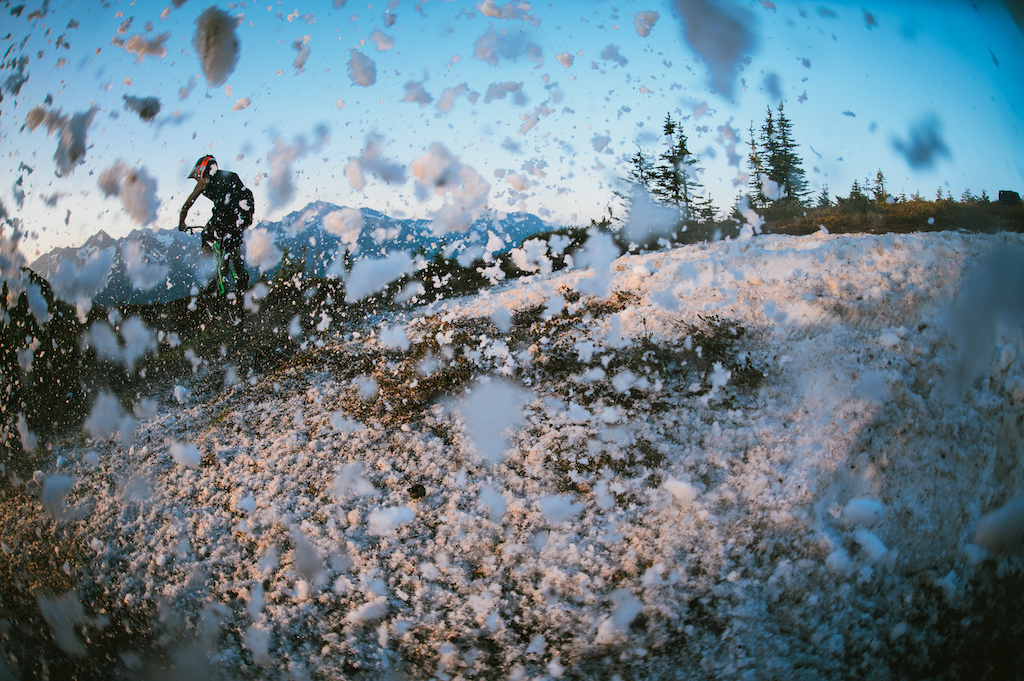 A week up at Retallack lodge exploring their tenure trails with James Doerfling, Kevin Landry, Evan Schwartz and Mike Hopkins. Check out more photos and a video: http://www.pinkbike.com/news/Video-Mining-for-Nugs-2012.html