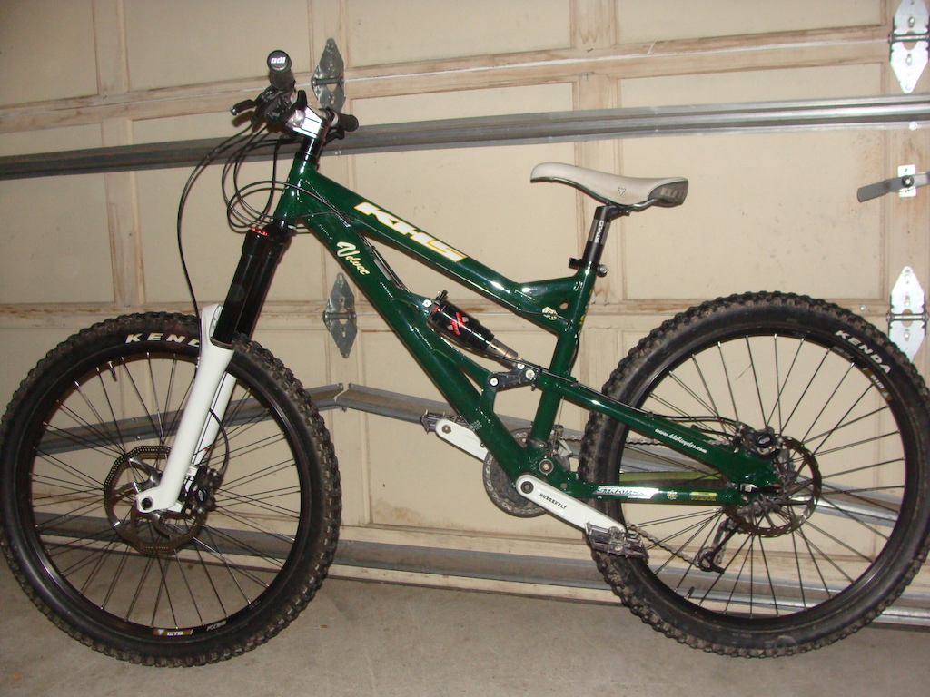 brand new 2009 heavy modified khs velvet  
phone: 705-305-6024