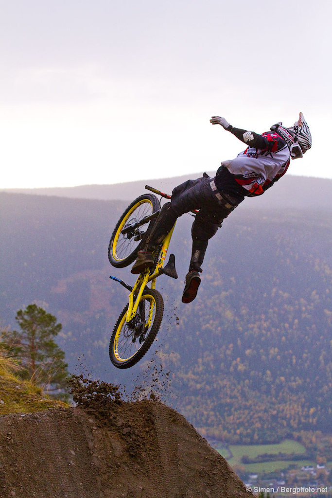 Andreas wanted to flip the big hip, miscalculating the jump, he got bucked pretty hard!
Photo: Simen Bergh