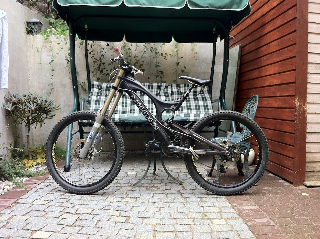 SantaCruz V10