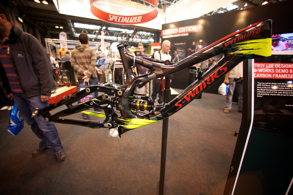 Another frame in the LTD Edition section of the Specialized booth was this rather nice looking S-WORKS Carbon Demo frame set, ive been told there are only going to be 5 available in the UK.