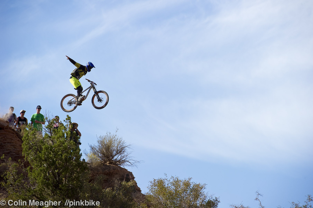 Brendan Howie throwing down on the step down.