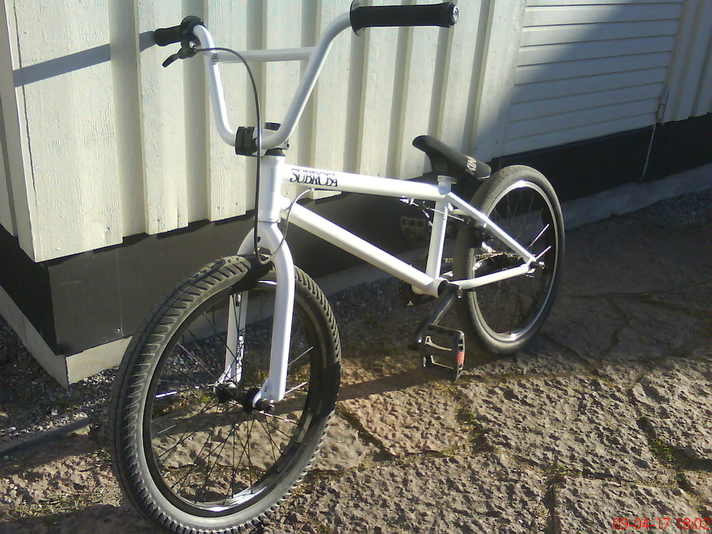 My old Subrosa Pandora before i painted it