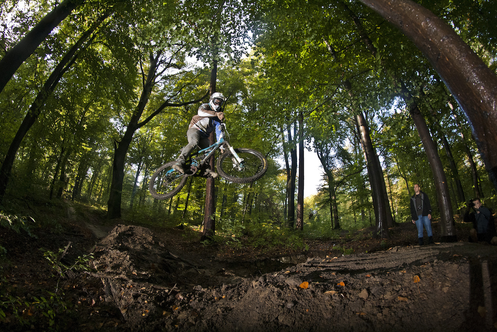 Łopata Dh 2012 
5 miejsce na 21 osób w kategorii full
