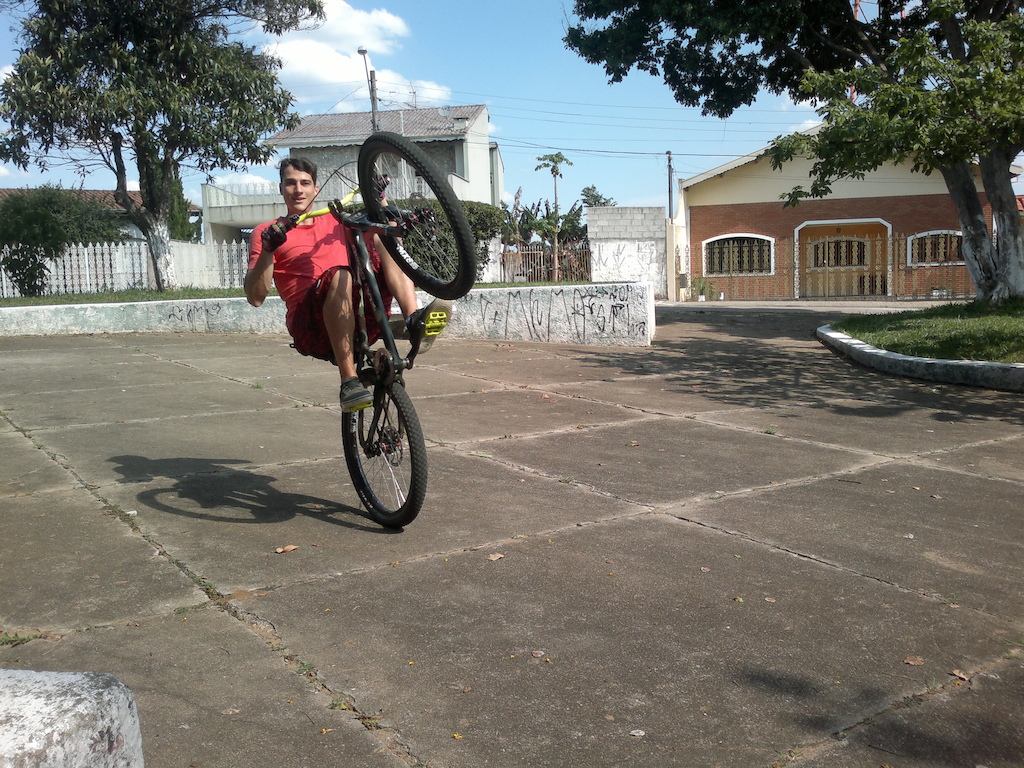 Grau