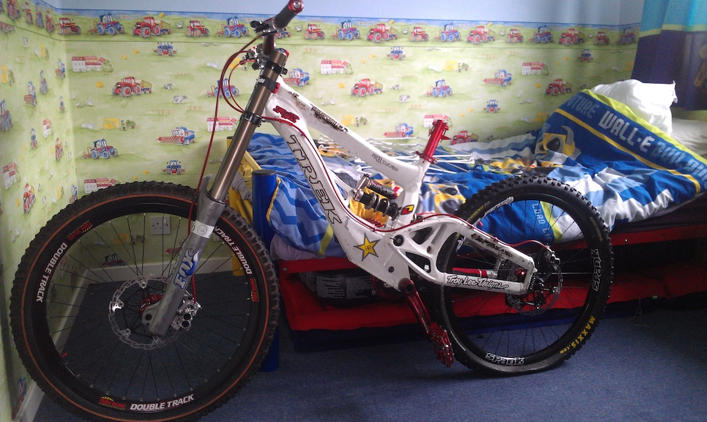 2008 trek session 10 , 2008 fox 40 rc2