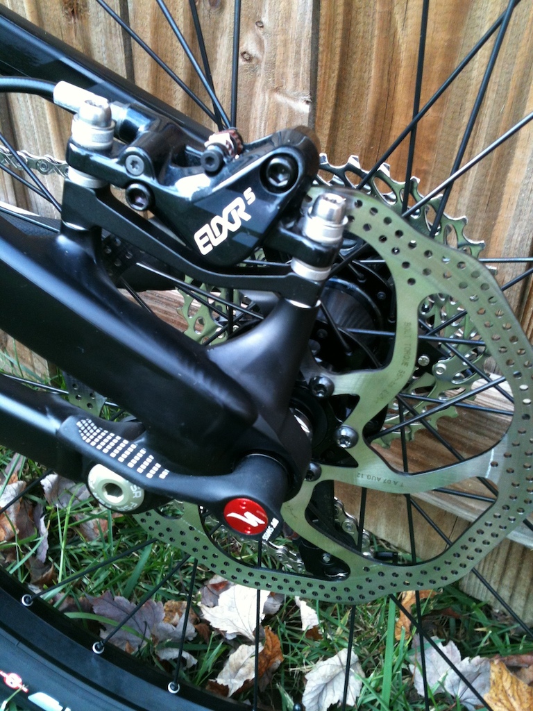 2013 Specialized Enduro Comp
142+ no tool axle