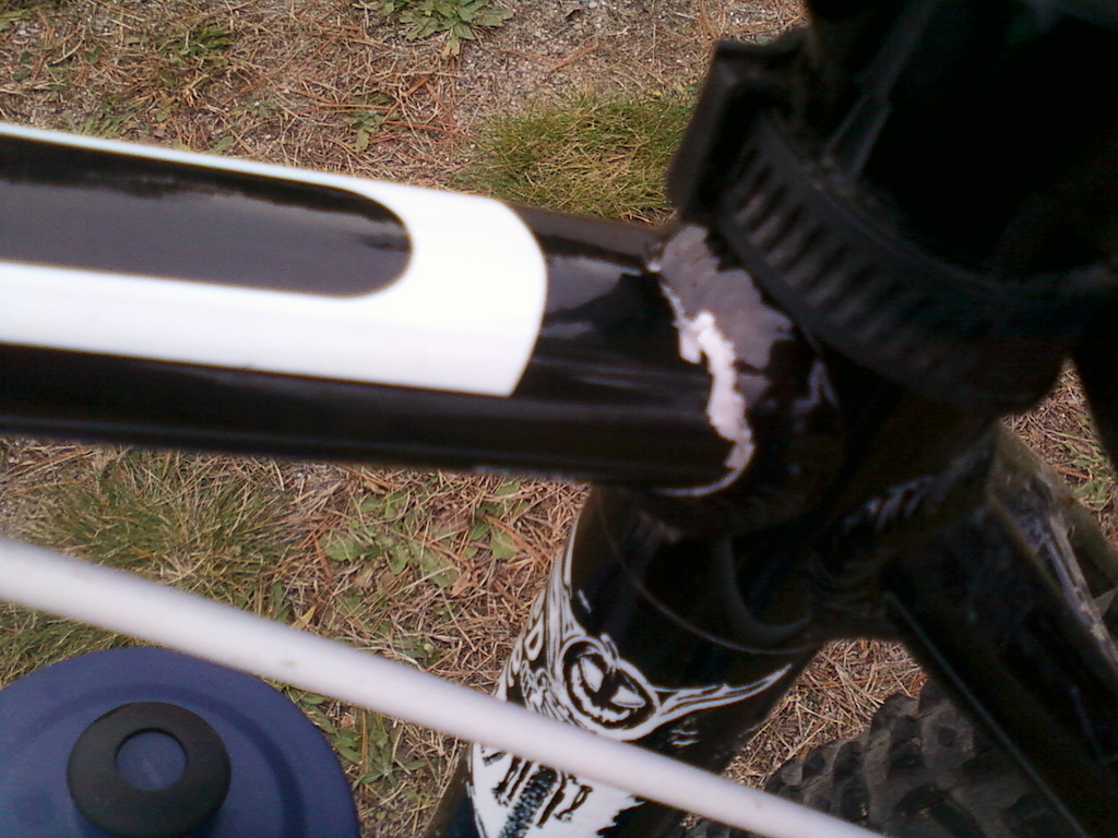 Broke my frame today :( ...At least it's a Giant and is has a warranty for life...I need a stronger bike