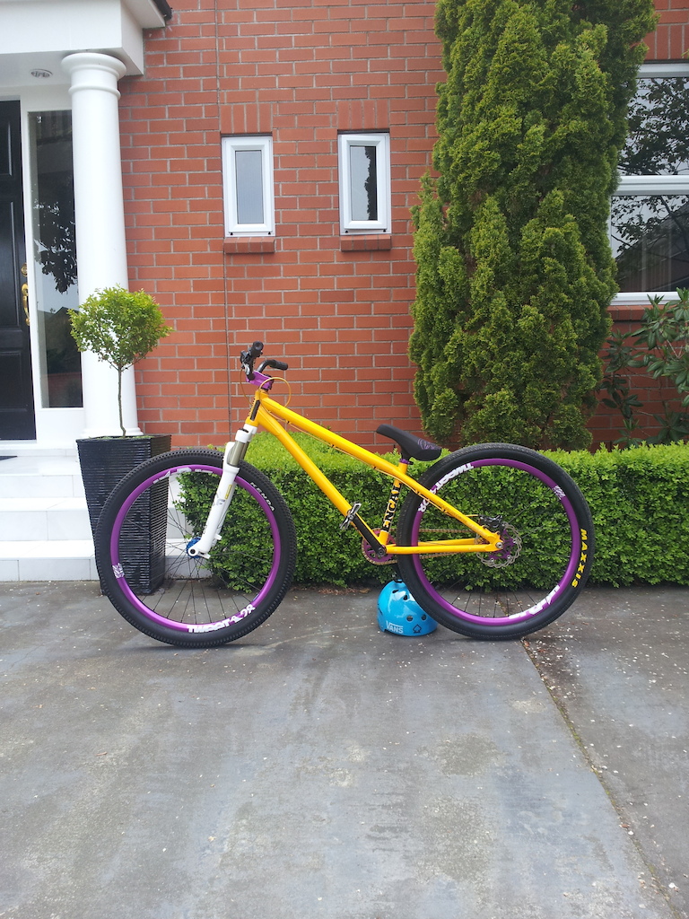 my custom commencal