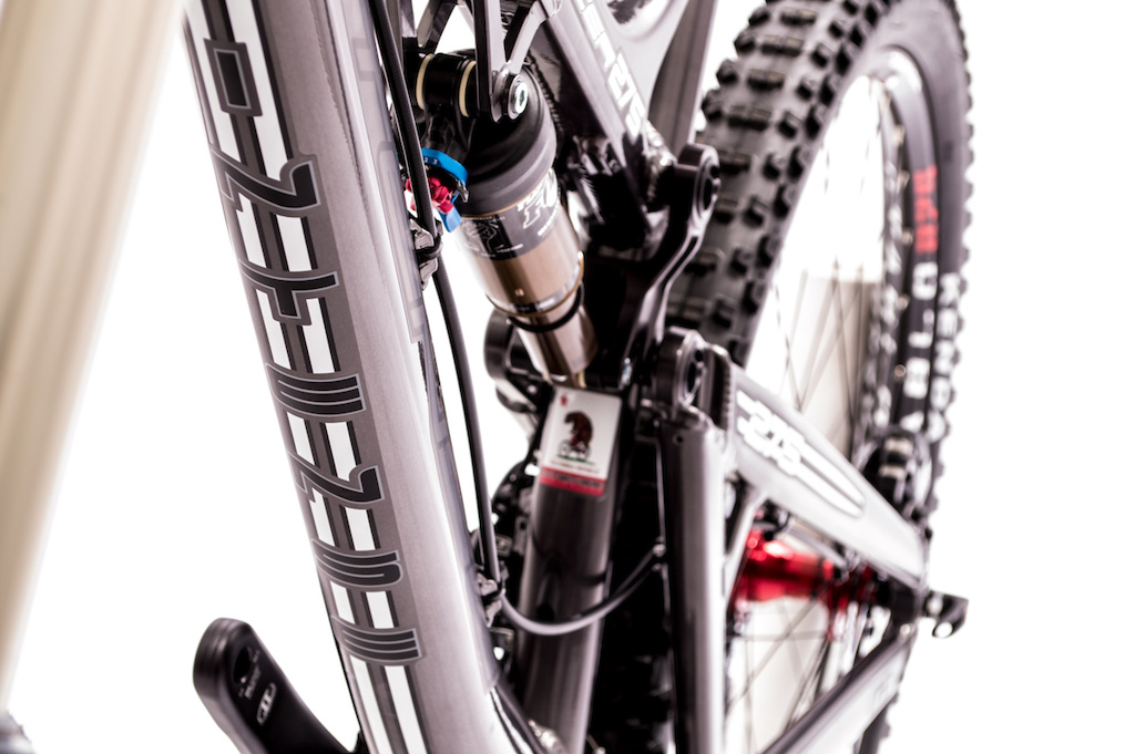 Check out the Intense Tracer 275 SLX kit at http://fanatikbike.com/product/13intense-cycles-tracer-275-slx-complete-11038.htm
