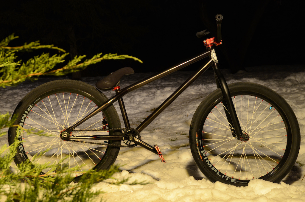 dobermann supremacy trans black
- biggest upgrade yet!
THERISE sticker chyeah! haha