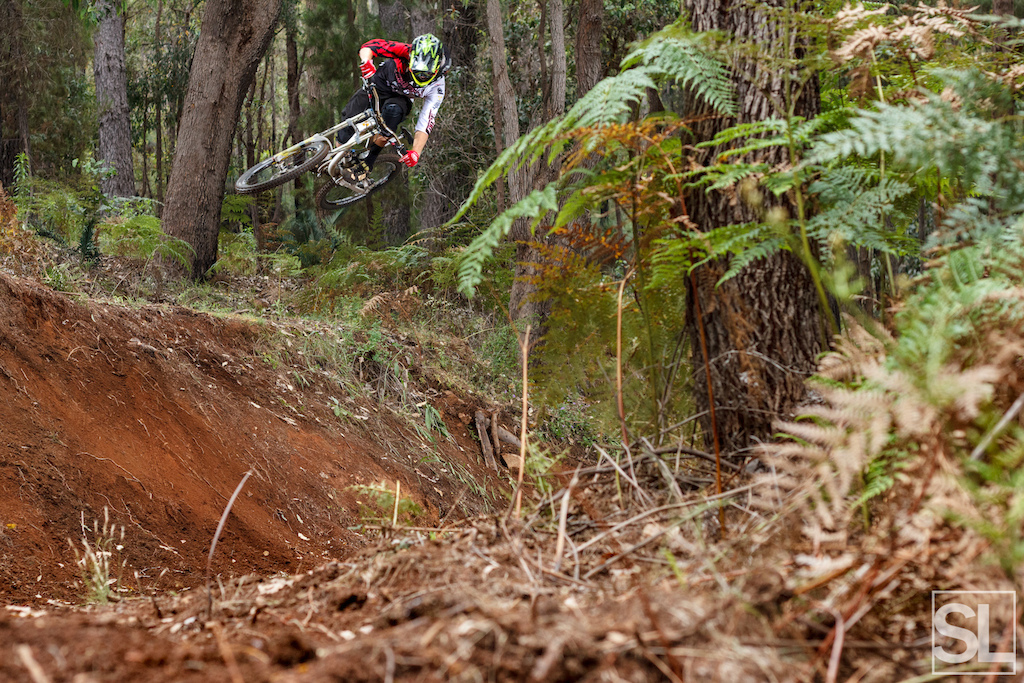 downside style on the new hip
