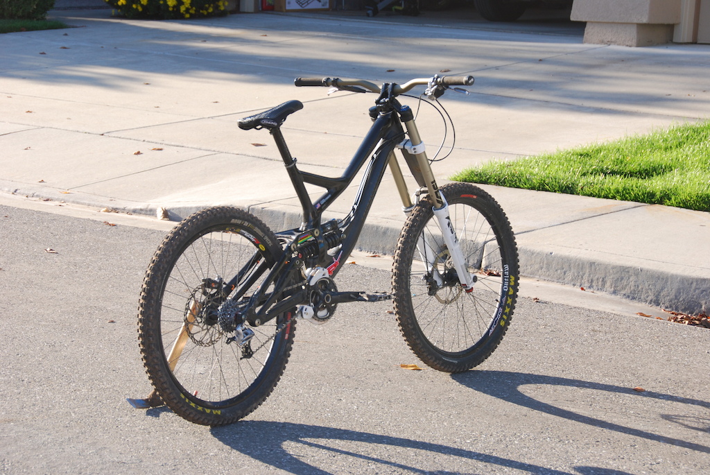 my bro's 2011 demo for sale, buy it!