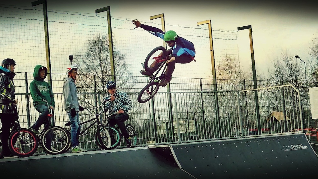 skatepark kęty
noł hendzik