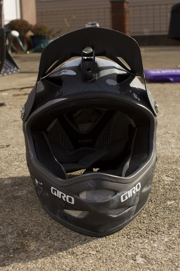 Giro MTB Helmet (size M) - New

For Sale! Shipping must be payed along with purchase. Please message me if you are interested.
