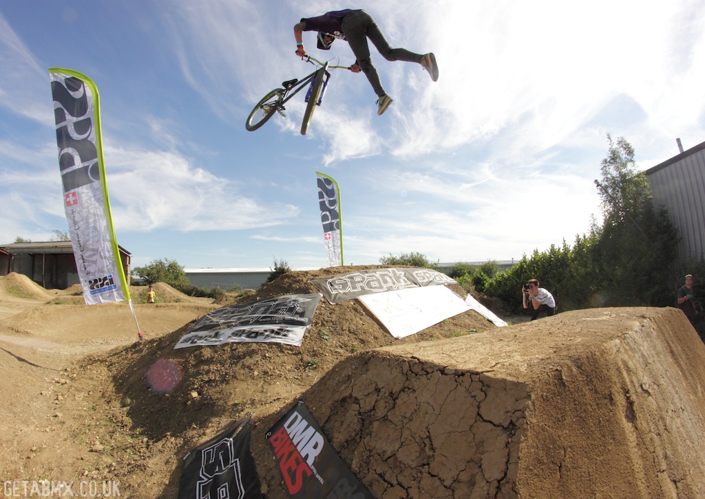 Write up, few more pics and event video at http://getabmx.co.uk/getabmx/Dirt_Wars_Round_4_at_Corby.html