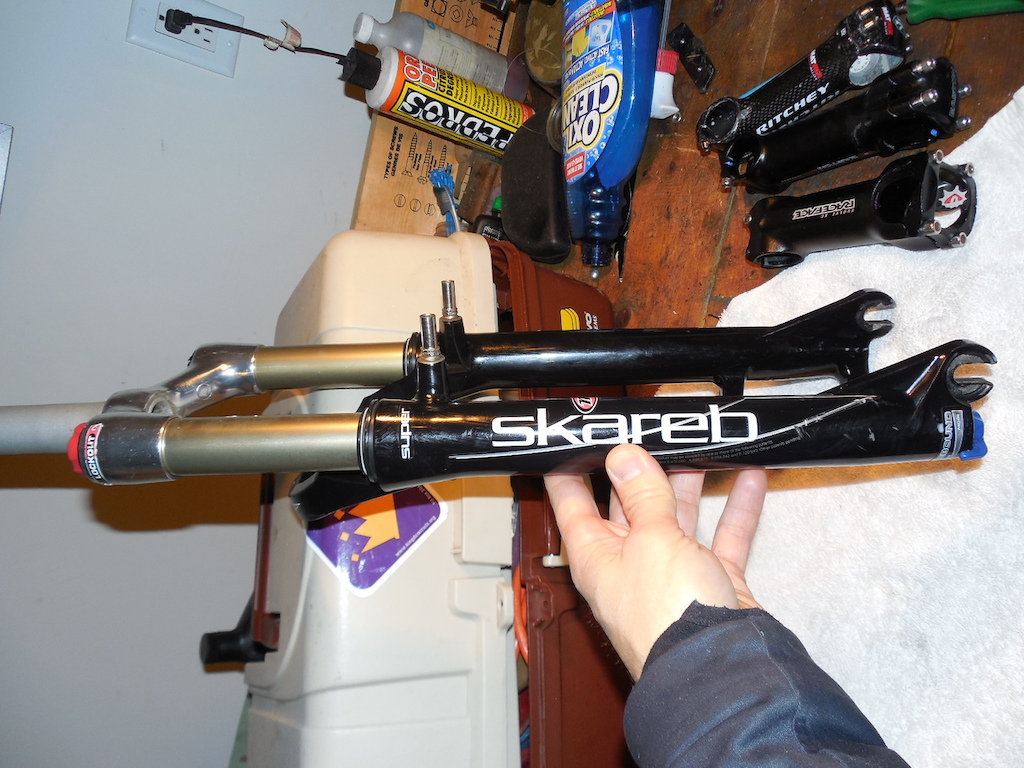 at 2005 ? Manitou Skareb xc racing fork in Chambly, Quebec, Canada ...
