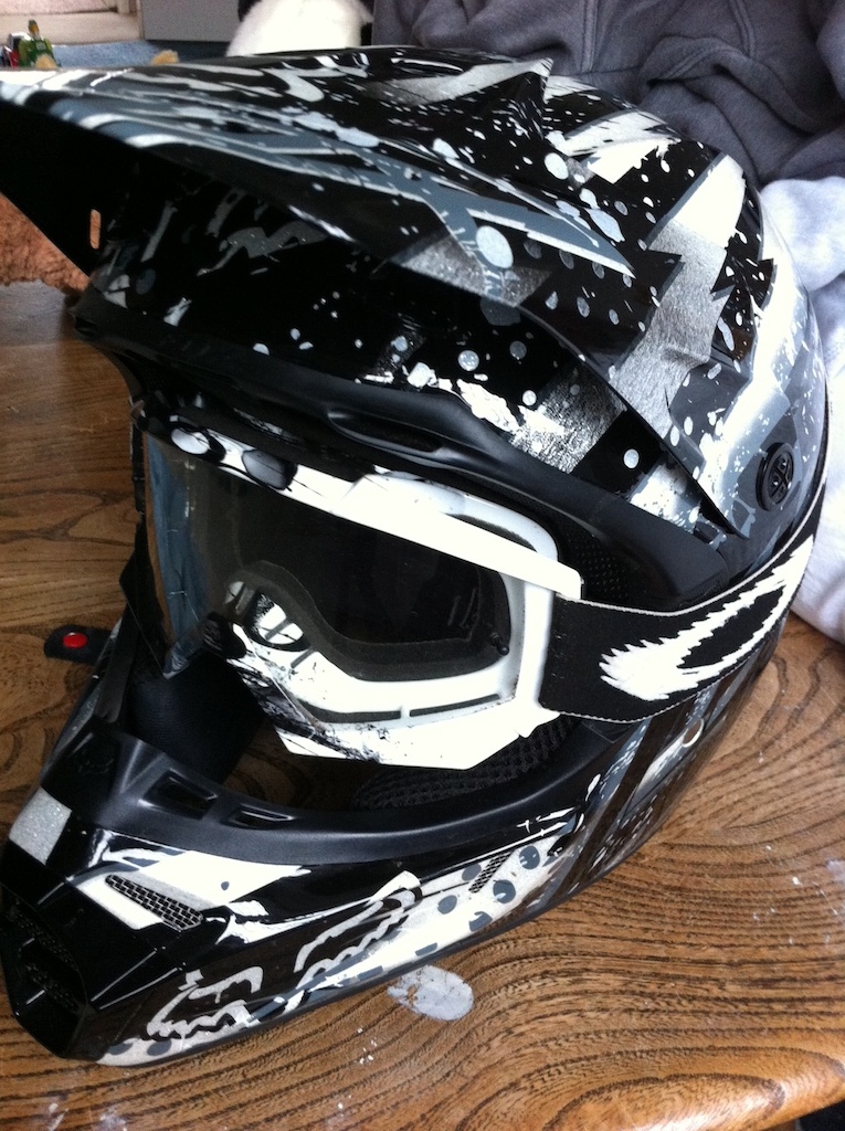 V3r with oakley proven