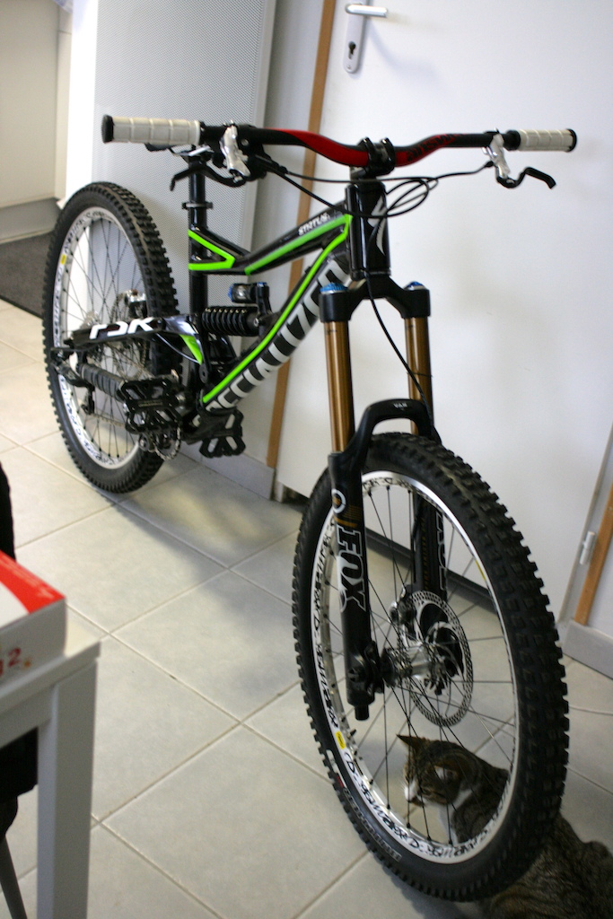 last uppgrade : fox DHX RC4 Kashima