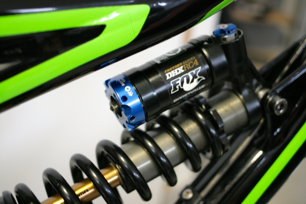 last uppgrade : fox DHX RC4 Kashima