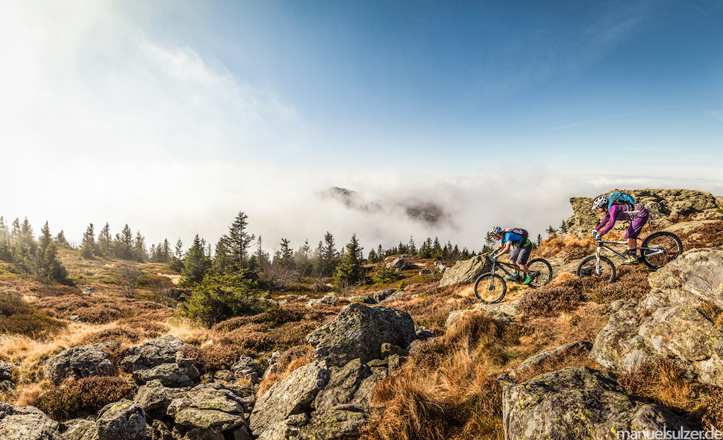Autumn shooting for german magazine 'World of MTB' // www.manuelsulzer.de