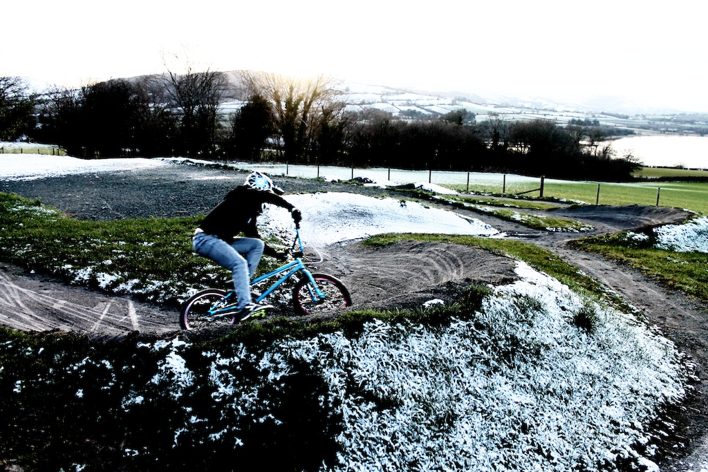 Sunset pump track session in winter with a bit of snow. Photographer: Matt Knight @MattKnightWorld