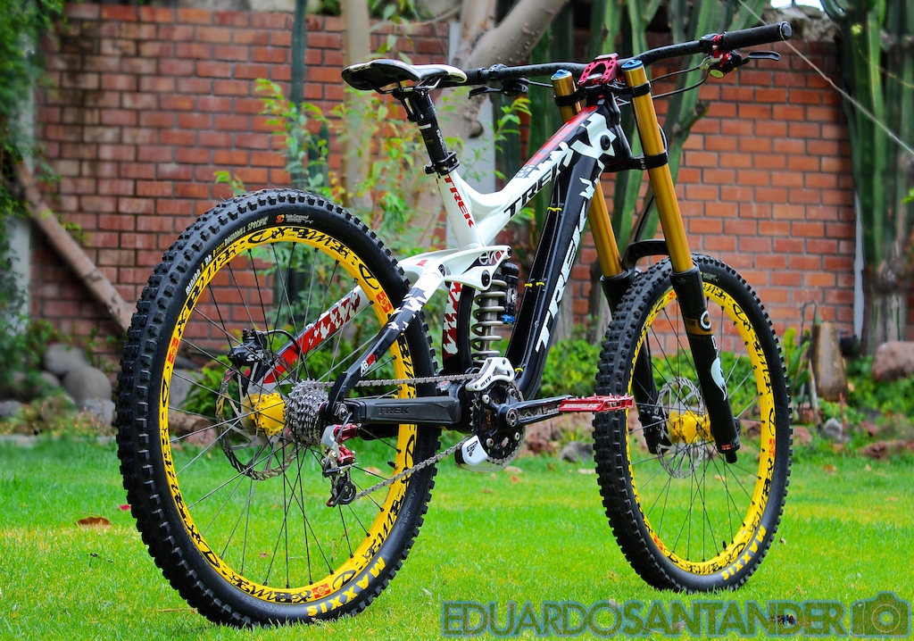 Trek Session 88 TWR edition.