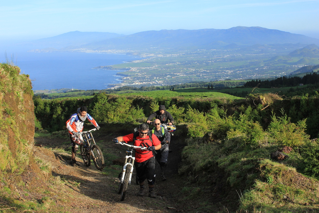 freeriding in the Azores islands

http://sacredrides.com/rides/azores/paradise-island