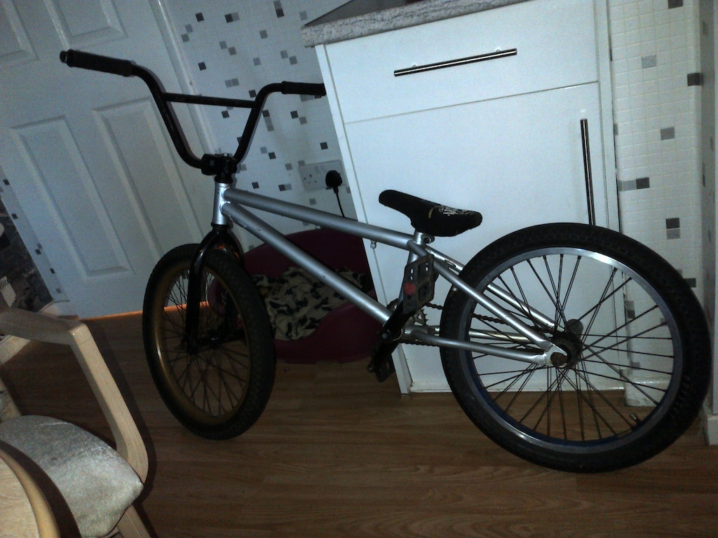Blank bmx duno witch one tho its smooth and light