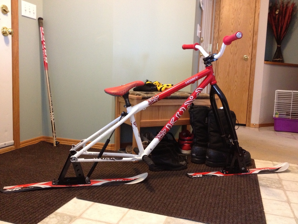 Update on the ski bike. New rear hydraulic design, with the addition of a broken back ski