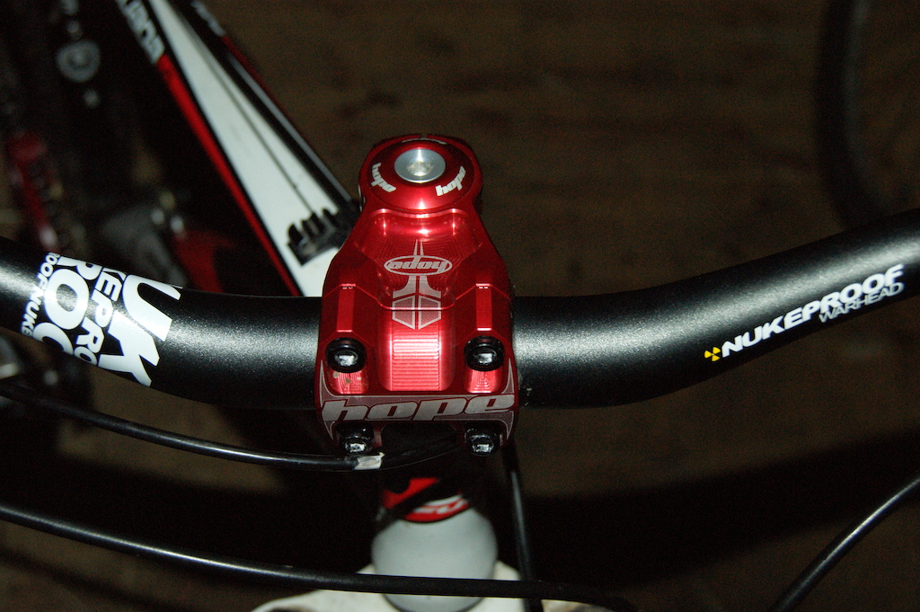 Hope DH Stem RED 31.8MM