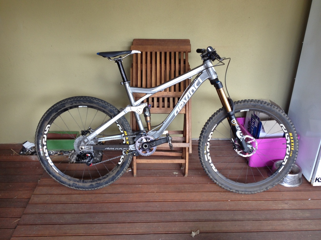New trail ripper, 12.0kg/26.4lb
New XO type2, cranks and mrp ring, waiting on G3 guide, temp w13 trs in pic.