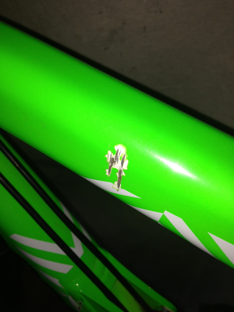 Paint scratch on top tube