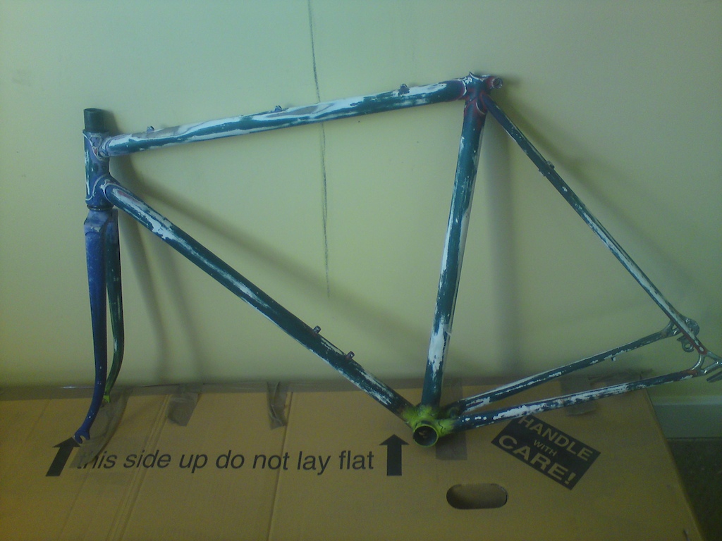 Frame details. Before painting. Thanks to Never-Stop for sorting me out with it.