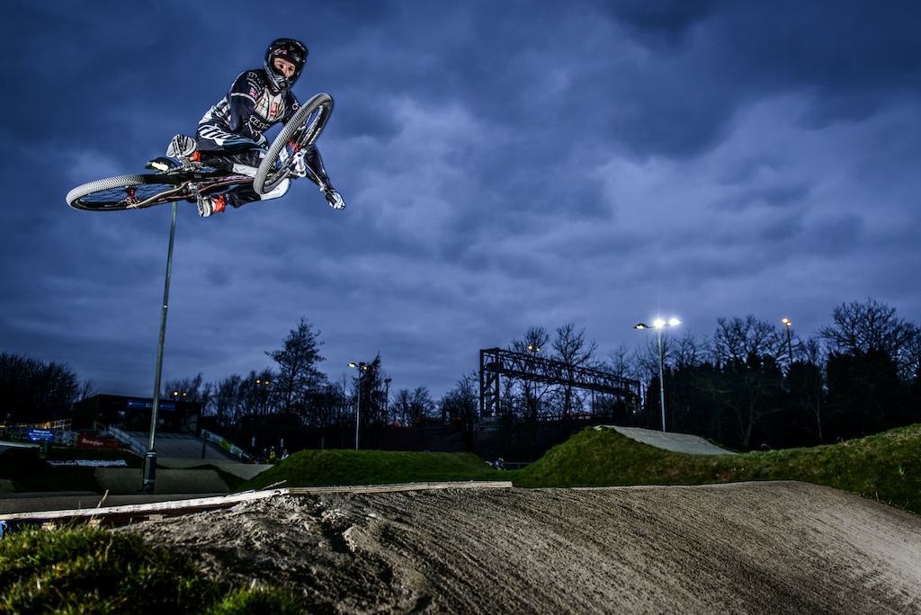 Massive mtb session tonight. Lets get more big rigs at the Birmingham bmx track...... Thanks to Si Paton ;)
