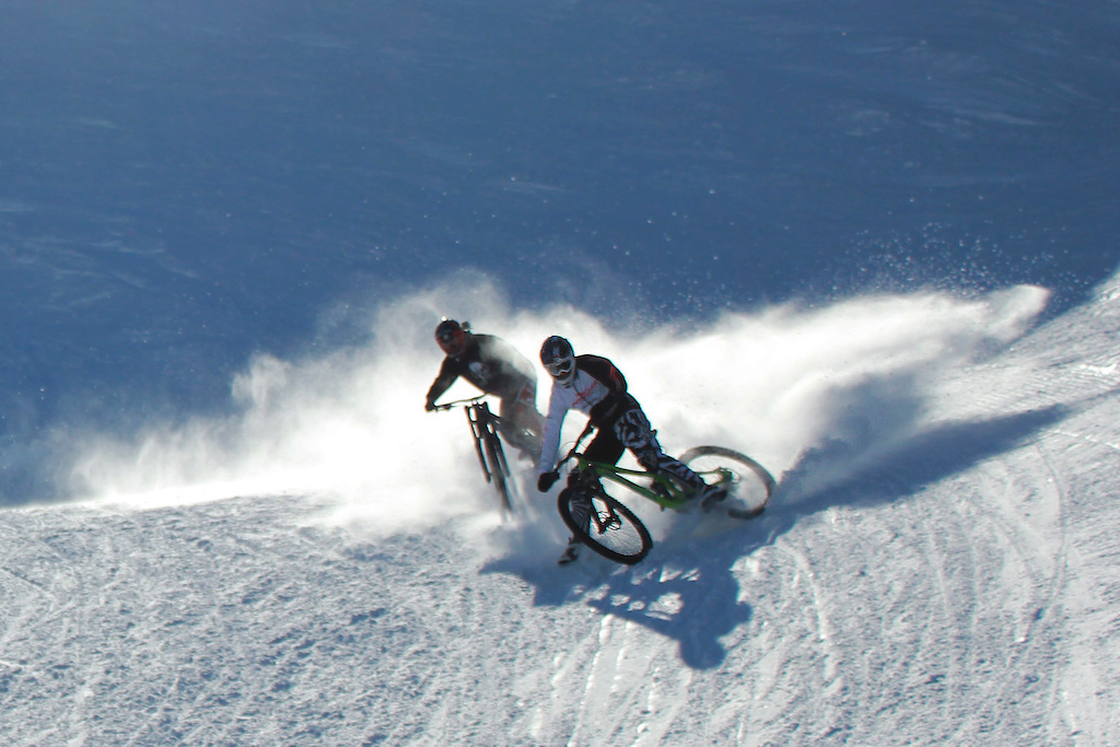 Snow bike event