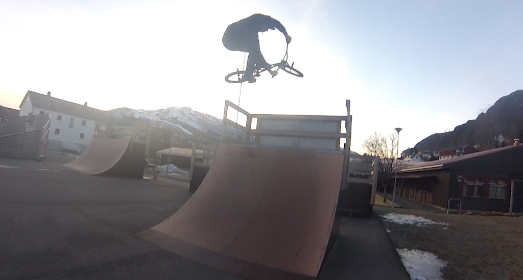 First outdoor session 2013, and it feels great to get some air under that wings