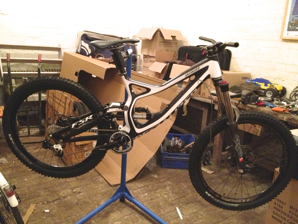 Demo Carbon, Marzocchi 66, Cane Creek Double Barrel Air