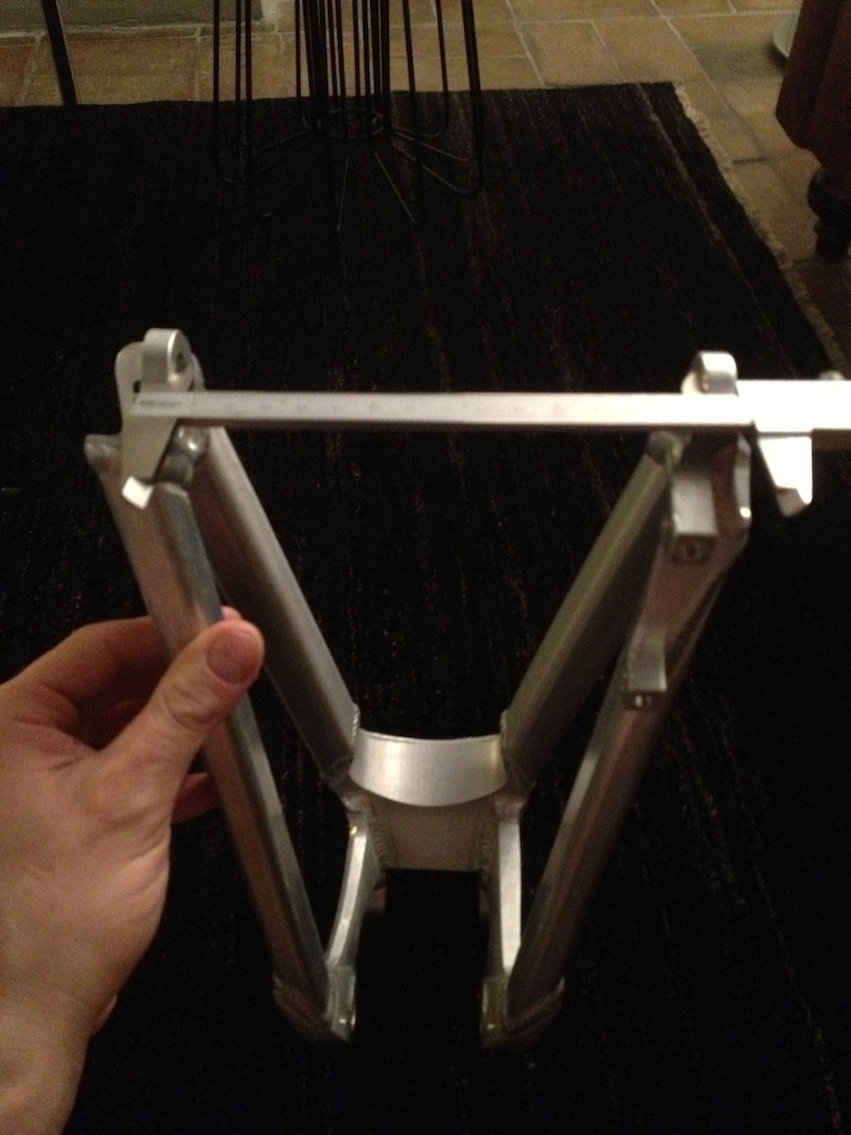 I just bought a brand new Turner dh frame 2011 model
I remove the shock(to put a better one) and i noticed that it didn't move smoothly so i decide to put some lubes in the links..
Then i noticed that the frame is out of alignment!!!!!!!!
I send an e mail to Turner with photos and the reply that i take it was :  The frame to rear tolerance is plus or
minus 3mm, judging from the photos the frame looks to be in spec.
I call in the USA office of turner,i spoke with dave turner and the said to me :its out of alignment,its not a big deal. dos not affect your riding.!!!!!!
for a frame that cost 3350€  MSRP
this is insane,just look and judge for your self 

P.S the rear spacing its not 150mm as you can see....